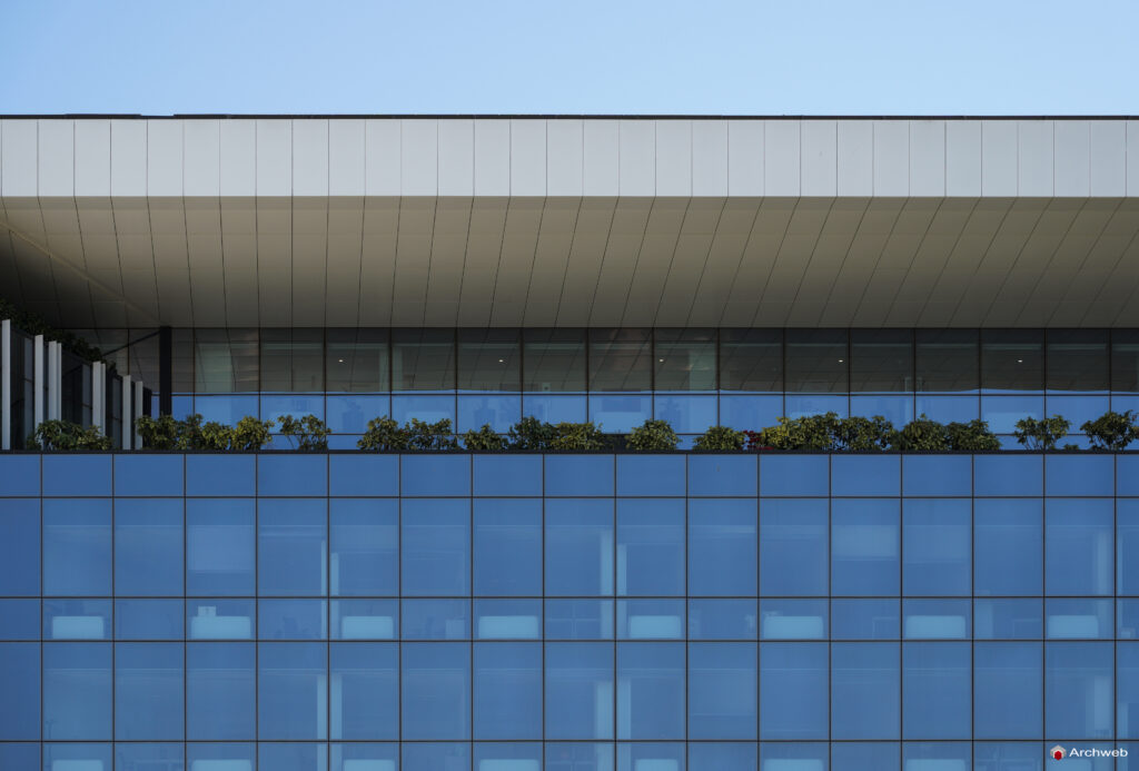 ENI S.p.A. – Energy Revolution all’EUR. Foto © Archweb.com