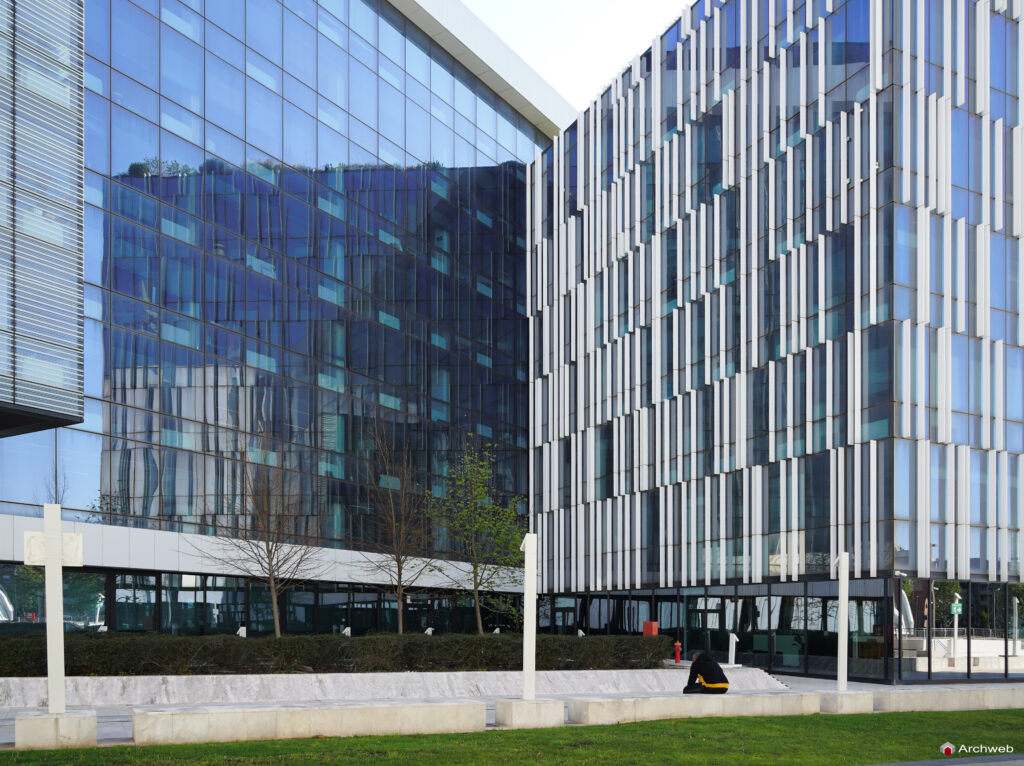 ENI S.p.A. – Energy Revolution all’EUR. Foto © Archweb.com