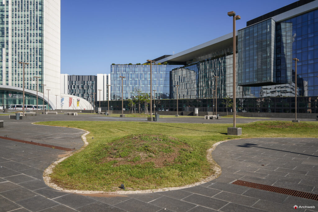 ENI S.p.A. – Energy Revolution all’EUR. Foto © Archweb.com