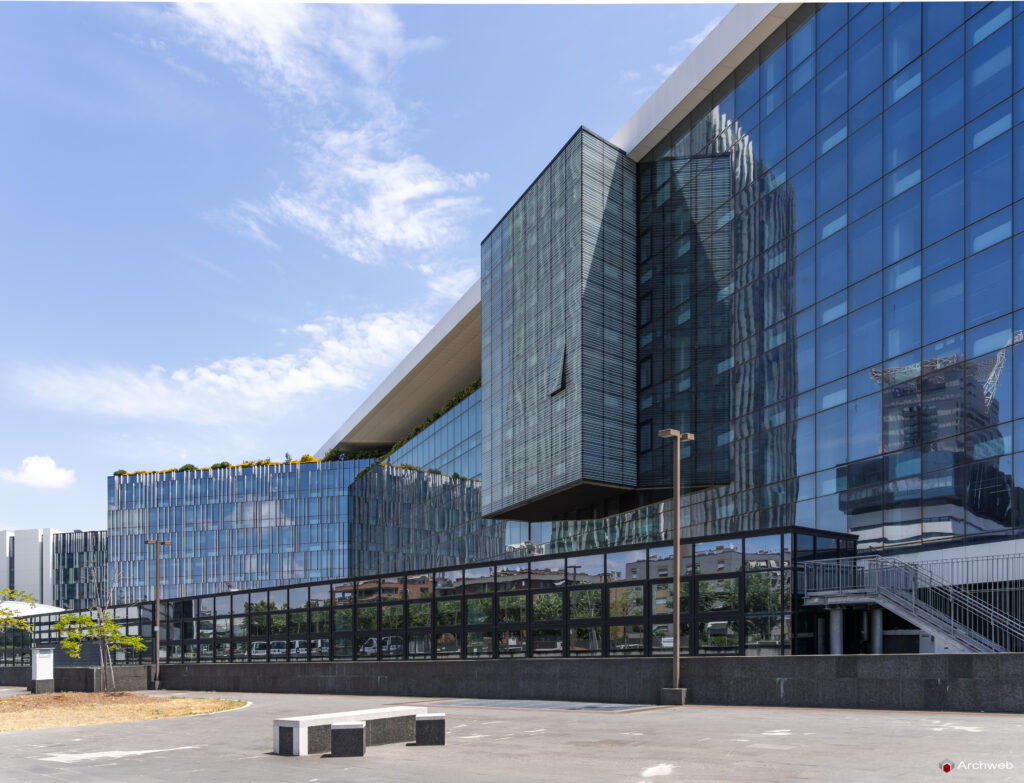 ENI S.p.A. – Energy Revolution all’EUR. Foto © Archweb.com