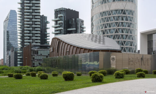 Biblioteca degli alberi a Milano Porta Nuova. Fotografie © Archweb.com