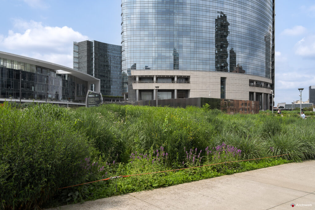 Biblioteca degli alberi a Milano Porta Nuova. Fotografie © Archweb.com