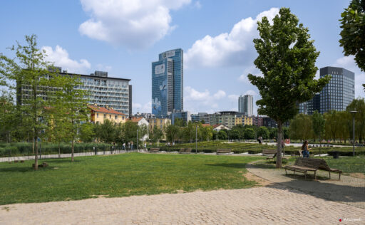 Biblioteca degli alberi a Milano Porta Nuova. Fotografie © Archweb.com