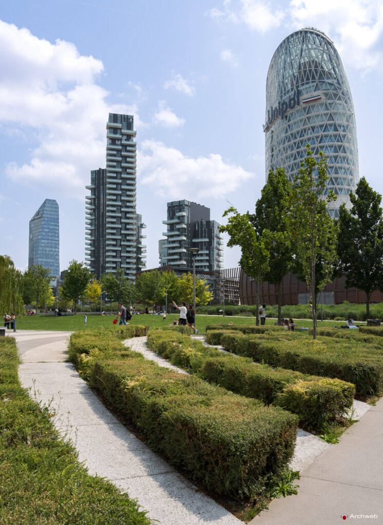 Biblioteca degli alberi a Milano Porta Nuova. Fotografie © Archweb.com