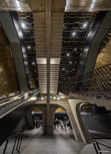 Metro C - Colosseo - Fori Imperiali. Fotografie © Archweb.com