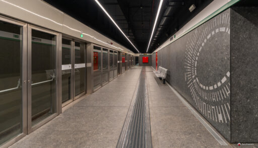 Metro C - Colosseo - Fori Imperiali. Fotografie © Archweb.com