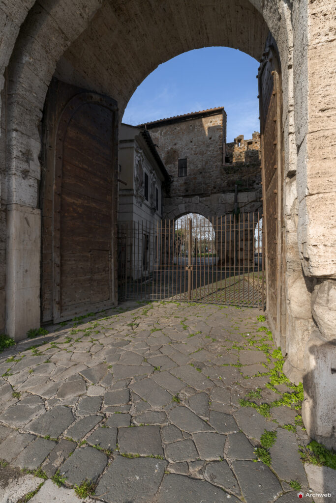 Porta San Paolo a Roma. Fotografie © M.S. Archweb.com