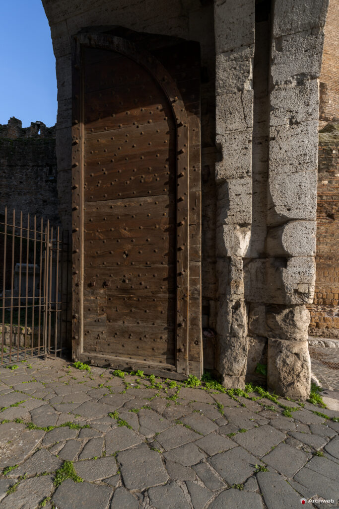 Porta San Paolo a Roma. Fotografie © M.S. Archweb.com