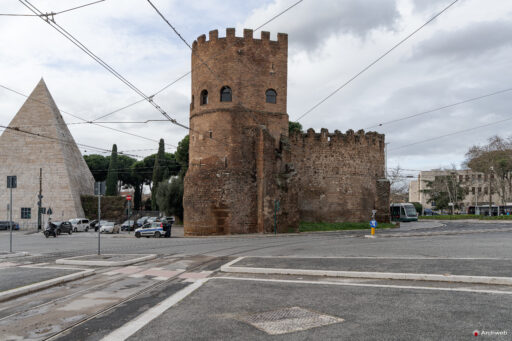 Porta San Paolo a Roma. Fotografie © M.S. Archweb.com