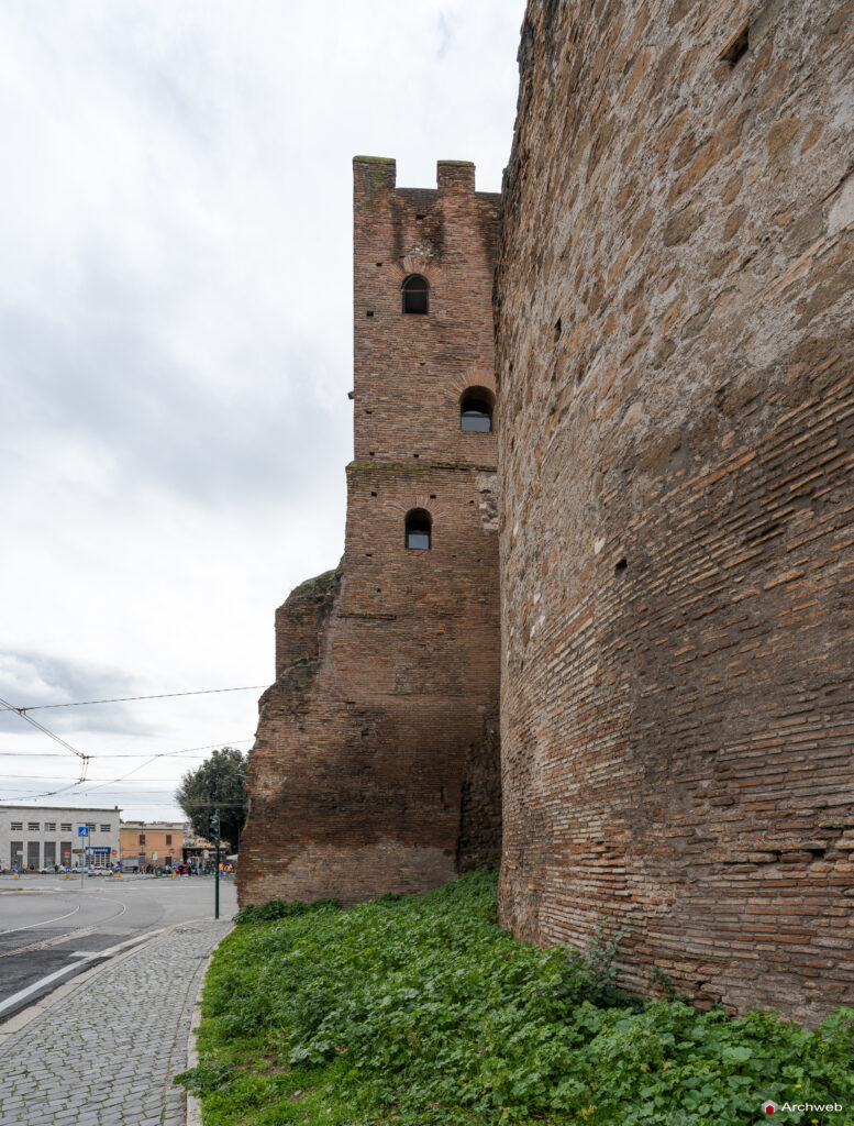 Porta San Paolo a Roma. Fotografie © M.S. Archweb.com