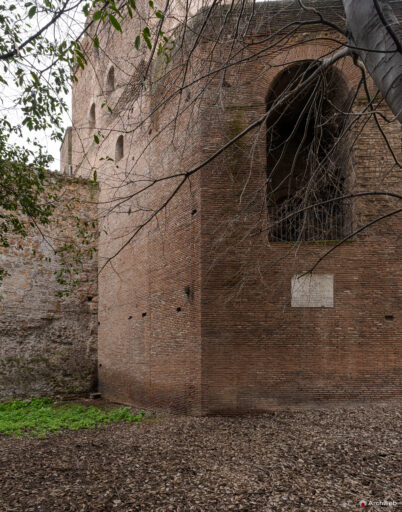 Porta San Paolo a Roma. Fotografie © M.S. Archweb.com