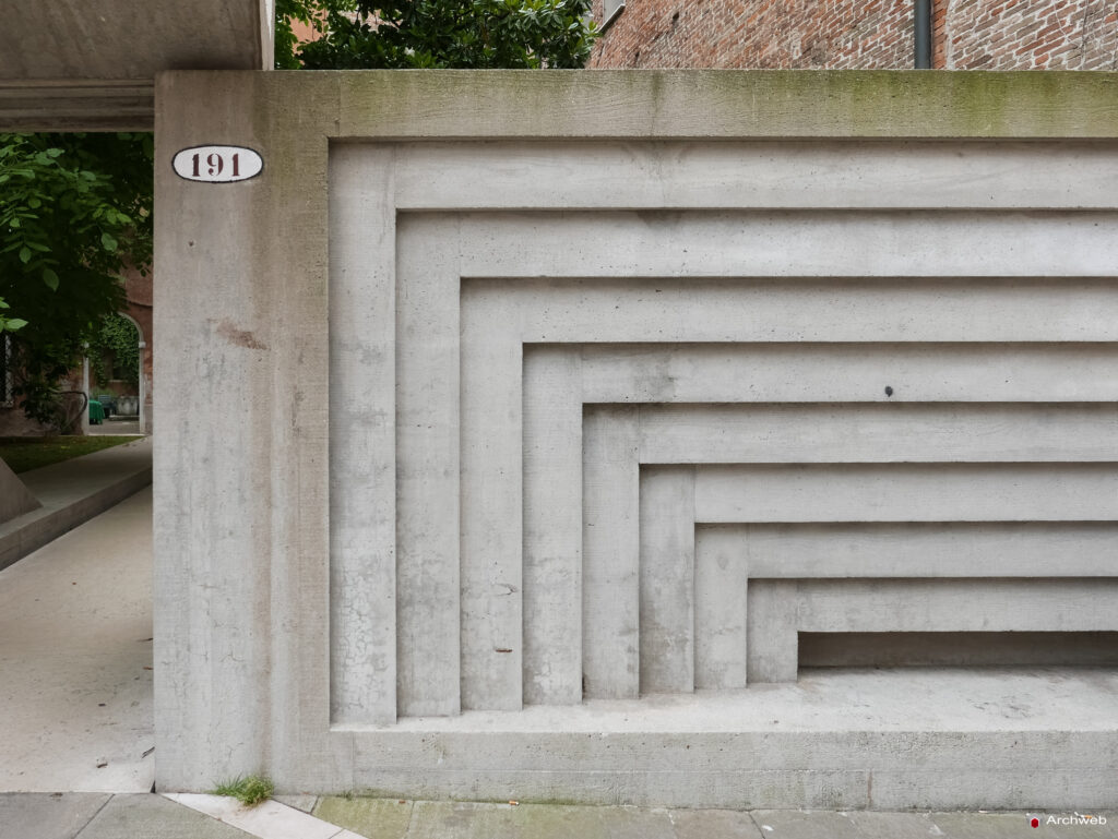 Ingresso Università IUAV di Venezia di Carlo Scarpa