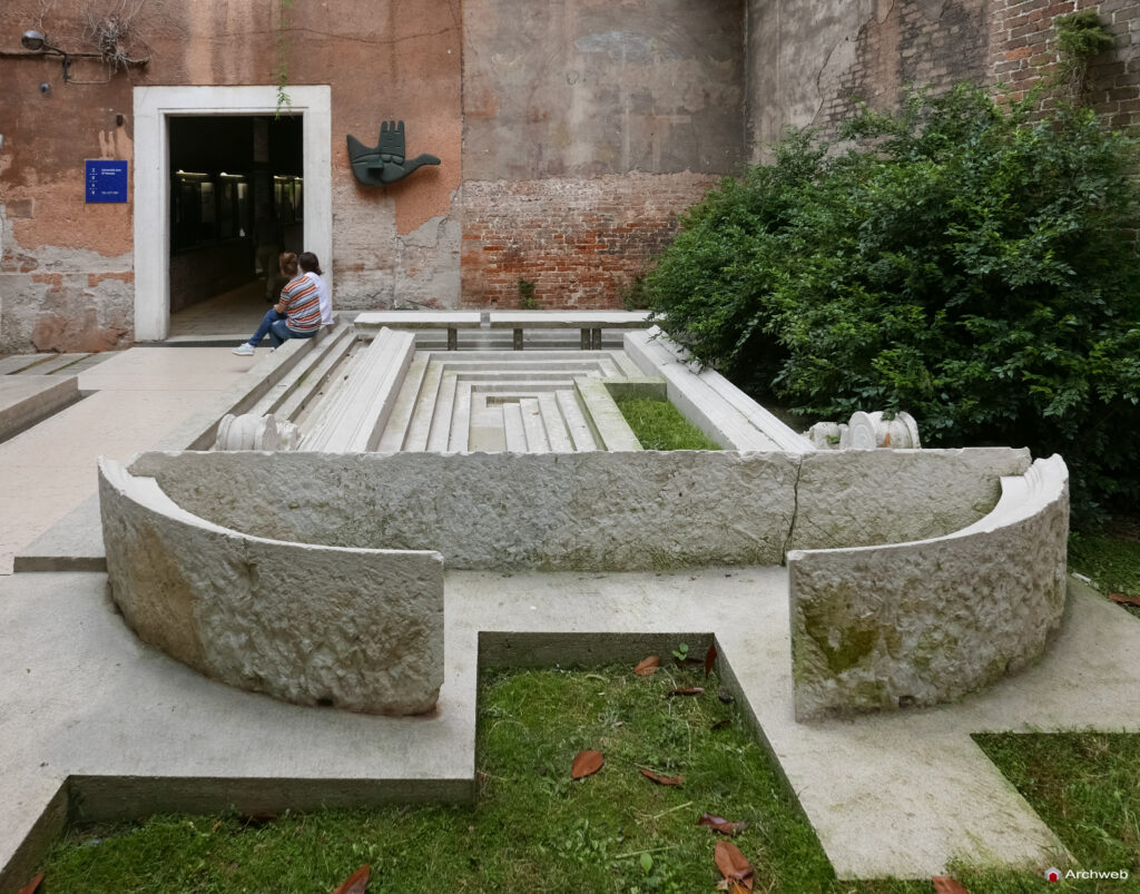 Ingresso Università IUAV di Venezia di Carlo Scarpa