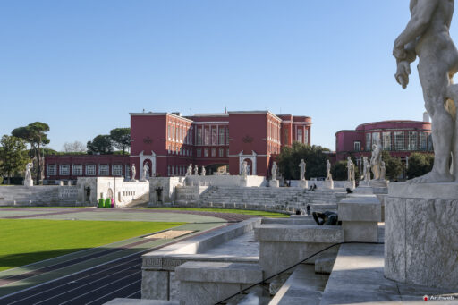 Stadio dei Marmi "Pietro Mennea" . Fotografie di qualità in 4K Fotografie © Archweb.com