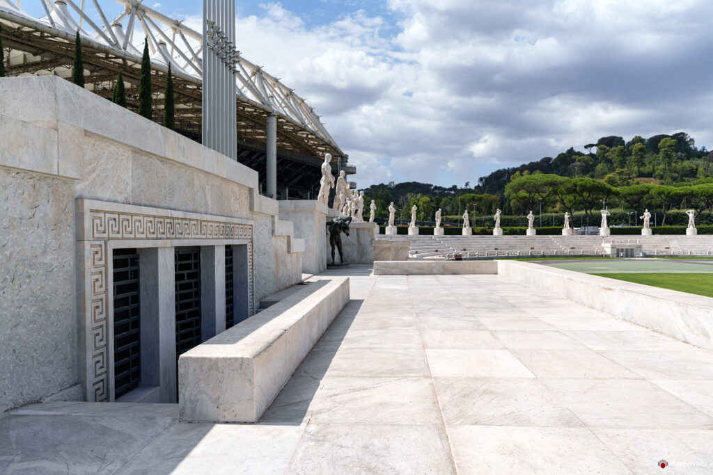 Stadio dei Marmi "Pietro Mennea" . Fotografie di qualità in 4K Fotografie © Archweb.com