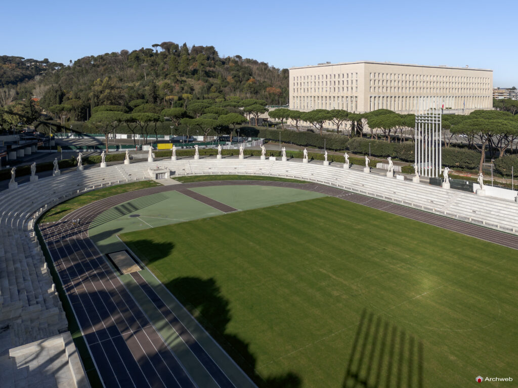 Stadio dei Marmi "Pietro Mennea" . Fotografie di qualità in 4K Fotografie © Archweb.com