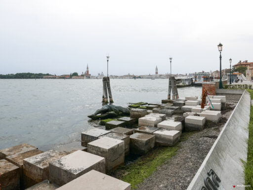 Venezia alla partigiana. Fotografie © M.S. Archweb.com