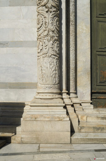 Battistero di San Giovanni a Pisa. Fotografie © Archweb.com