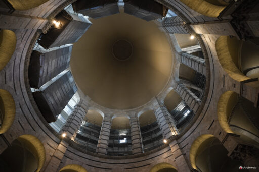 Battistero di San Giovanni a Pisa. Fotografie © Archweb.com