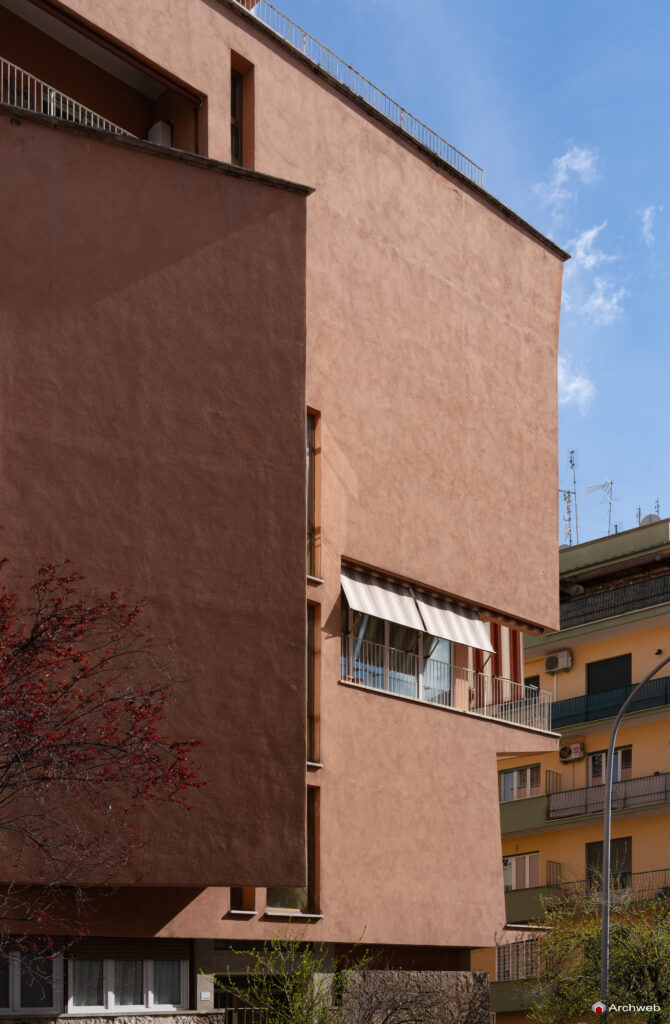 Casa Cooperativa Astrea di Luigi Moretti. Roma 1947 - 1951. Fotografie © Archweb.com