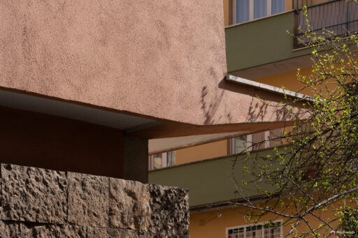 Casa Cooperativa Astrea di Luigi Moretti. Roma 1947 - 1951. Fotografie © Archweb.com
