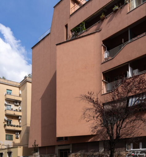 Casa Cooperativa Astrea di Luigi Moretti. Roma 1947 - 1951. Fotografie © Archweb.com