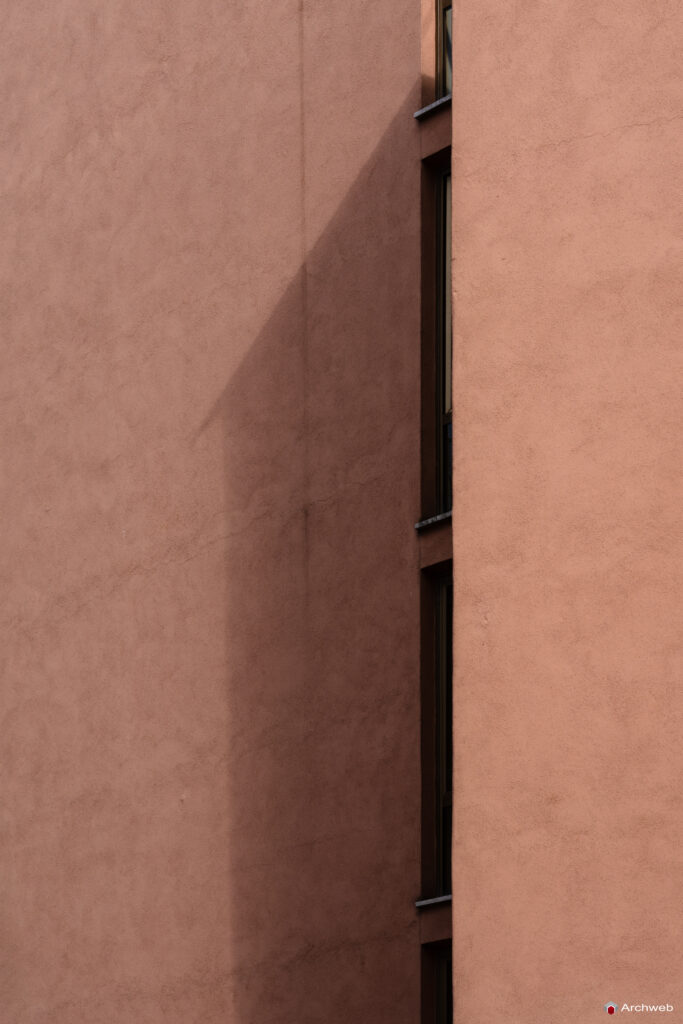 Casa Cooperativa Astrea di Luigi Moretti. Roma 1947 - 1951. Fotografie © Archweb.com