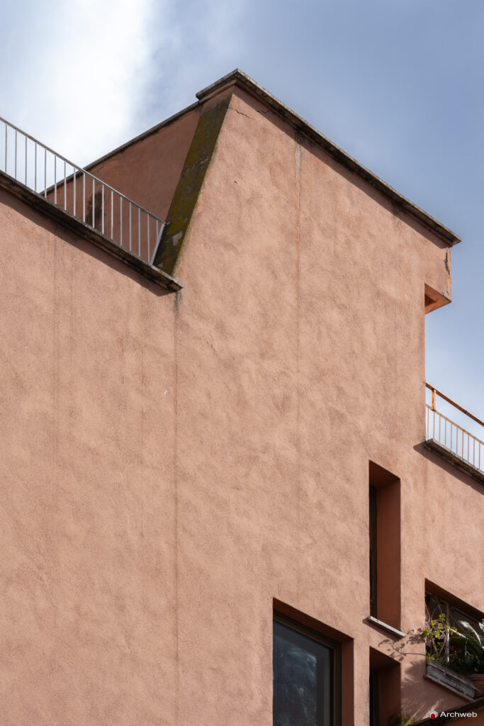 Casa Cooperativa Astrea di Luigi Moretti. Roma 1947 - 1951. Fotografie © Archweb.com