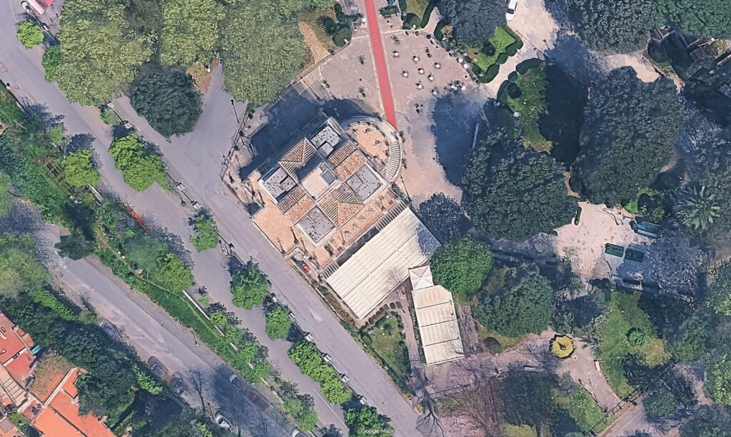 Casina Valadier a Villa Borghese. Fotografia aerea © Google Maps