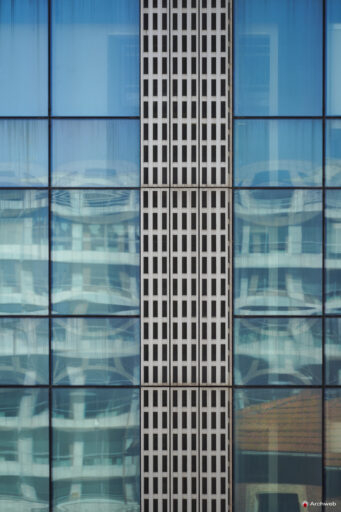 La Torre Europarco ospita uffici della Città metropolitana di Roma Capitale. Fotografie © Archweb.com