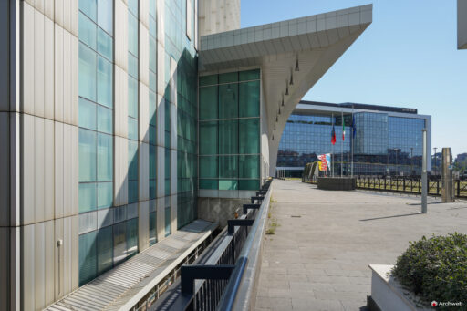 La Torre Europarco ospita uffici della Città metropolitana di Roma Capitale. Fotografie © Archweb.com