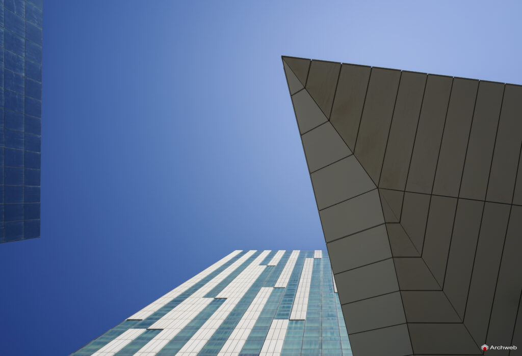 La Torre Europarco ospita uffici della Città metropolitana di Roma Capitale. Fotografie © Archweb.com