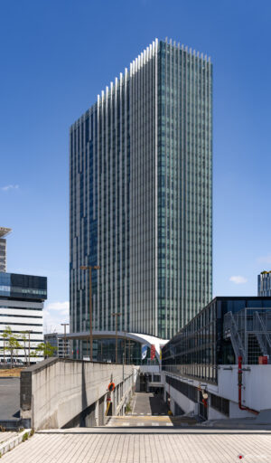 La Torre Europarco ospita uffici della Città metropolitana di Roma Capitale. Fotografie © Archweb.com