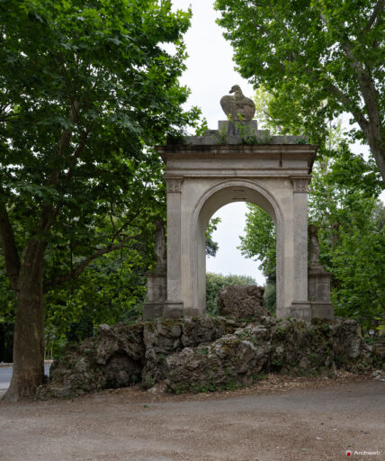 Fontana di Esculapio. Foto © Archweb.com