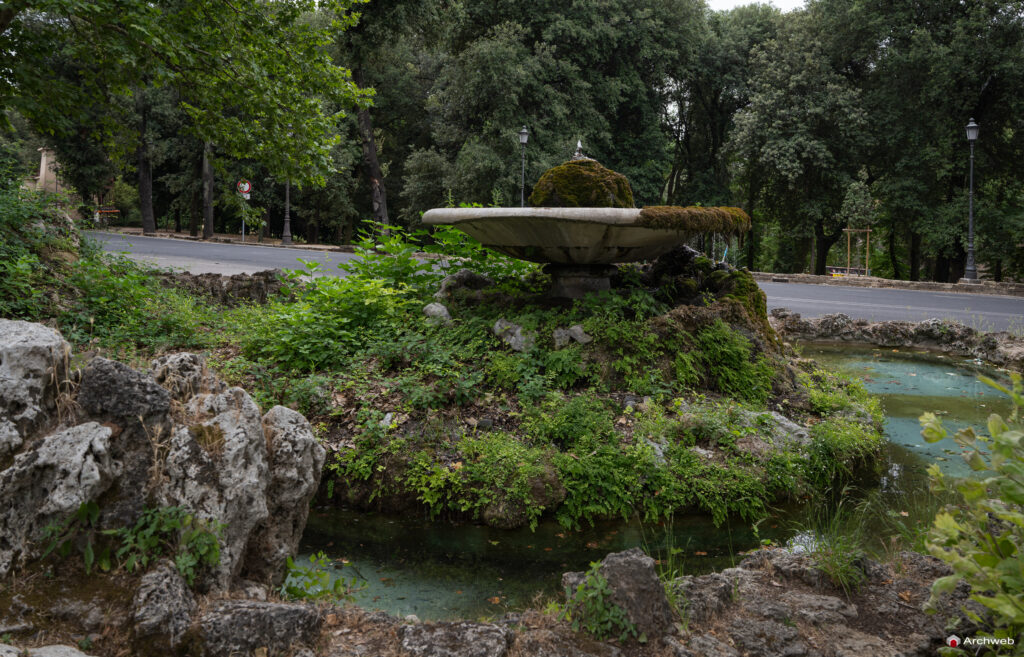 Fontana di Esculapio. Foto © Archweb.com
