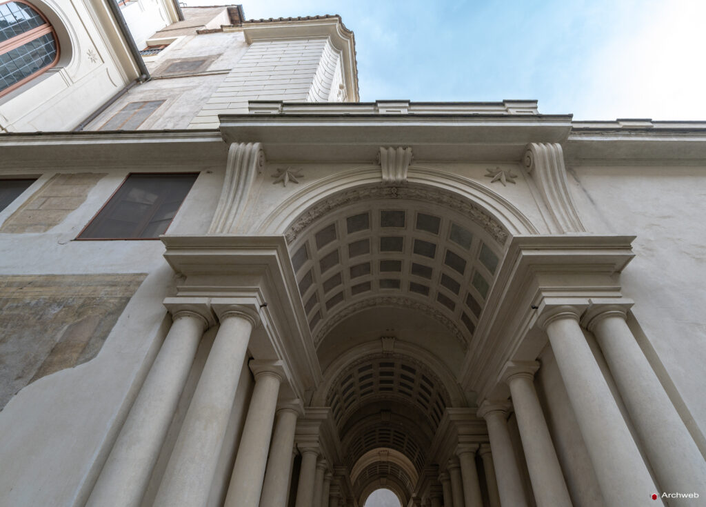Galleria prospettica del Borromini a Palazzo Spada. Fotografie © Archweb.com