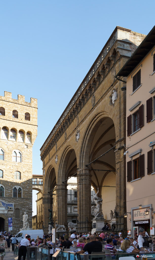 Loggia dei Lanzi a Firenze (Loggia della Signoria) Fotografie 4K © Archweb.com