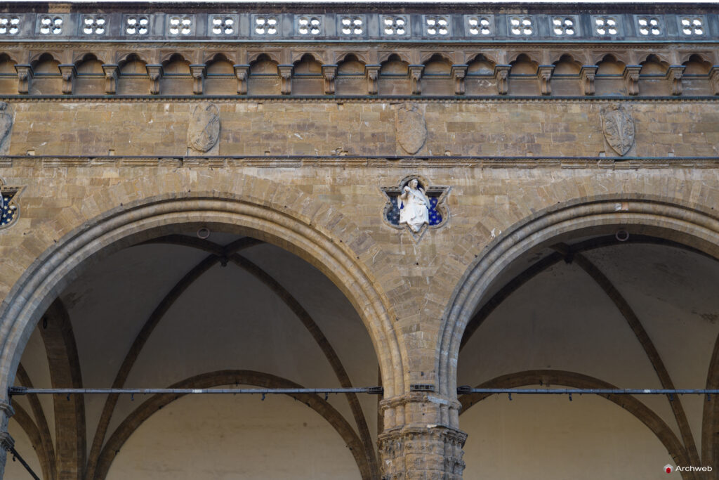 Loggia dei Lanzi a Firenze (Loggia della Signoria) Fotografie 4K © Archweb.com