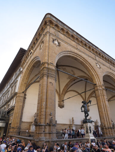 Loggia dei Lanzi a Firenze (Loggia della Signoria) Fotografie 4K © Archweb.com