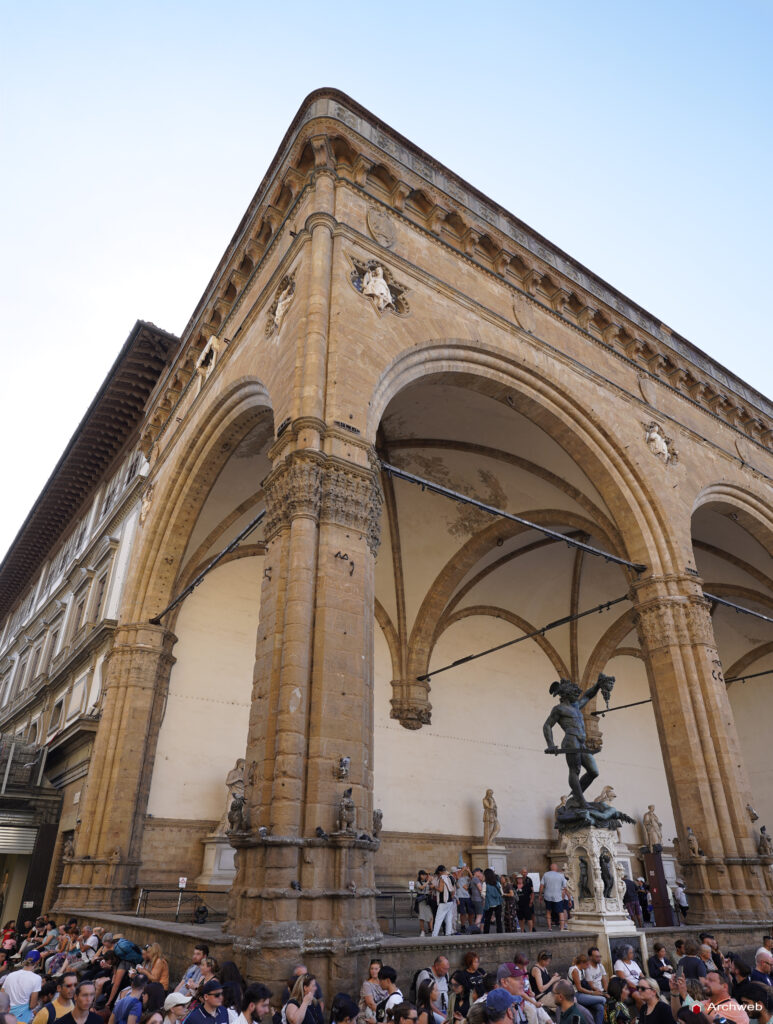 Loggia dei Lanzi a Firenze (Loggia della Signoria) Fotografie 4K © Archweb.com