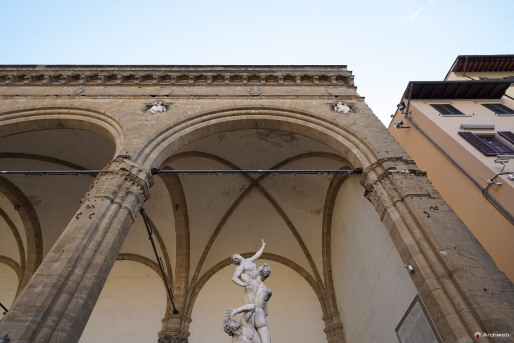 Loggia dei Lanzi a Firenze (Loggia della Signoria) Fotografie 4K © Archweb.com
