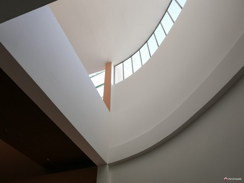 Padiglione Esprit Nouveau a Bologna. Fotografie interni © Archweb.com