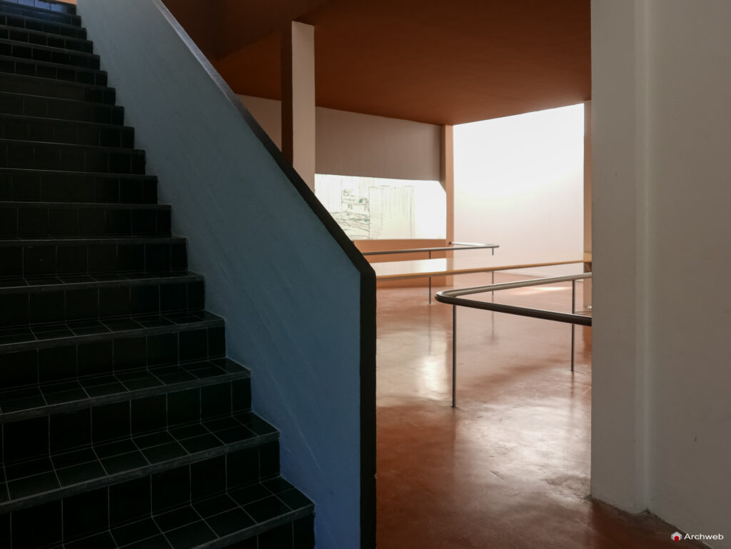 Padiglione Esprit Nouveau a Bologna. Fotografie interni © Archweb.com