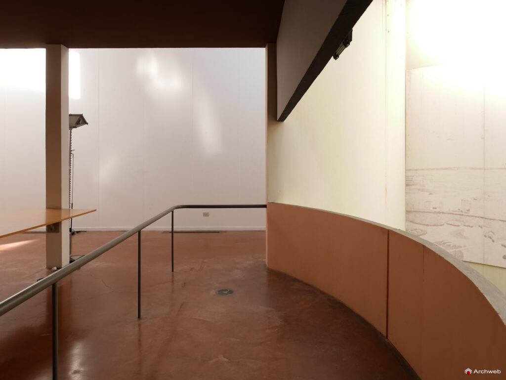 Padiglione Esprit Nouveau a Bologna. Fotografie interni © Archweb.com