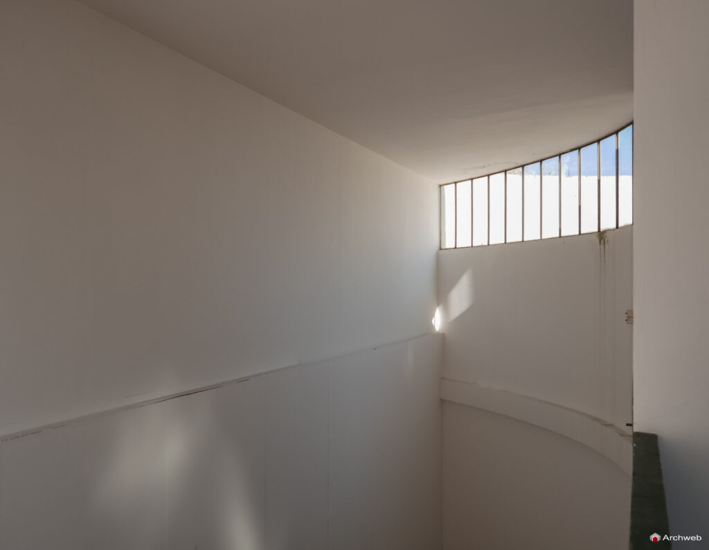 Padiglione Esprit Nouveau a Bologna. Fotografie interni © Archweb.com