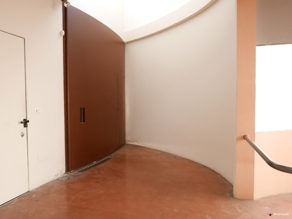Padiglione Esprit Nouveau a Bologna. Fotografie interni © Archweb.com