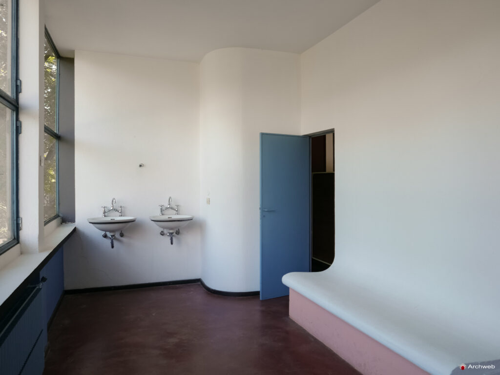 Padiglione Esprit Nouveau a Bologna. Fotografie interni © Archweb.com