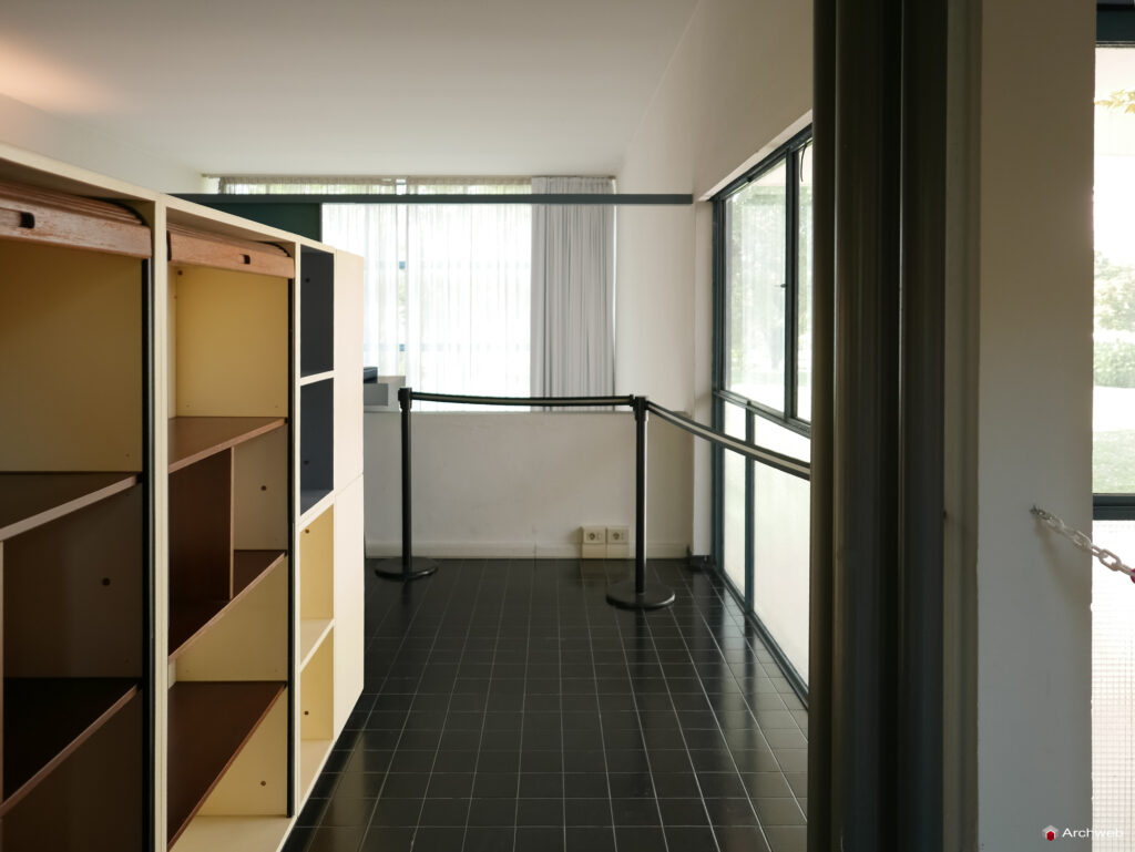 Padiglione Esprit Nouveau a Bologna. Fotografie interni © Archweb.com