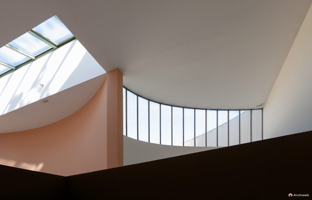 Padiglione Esprit Nouveau a Bologna. Fotografie interni © Archweb.com