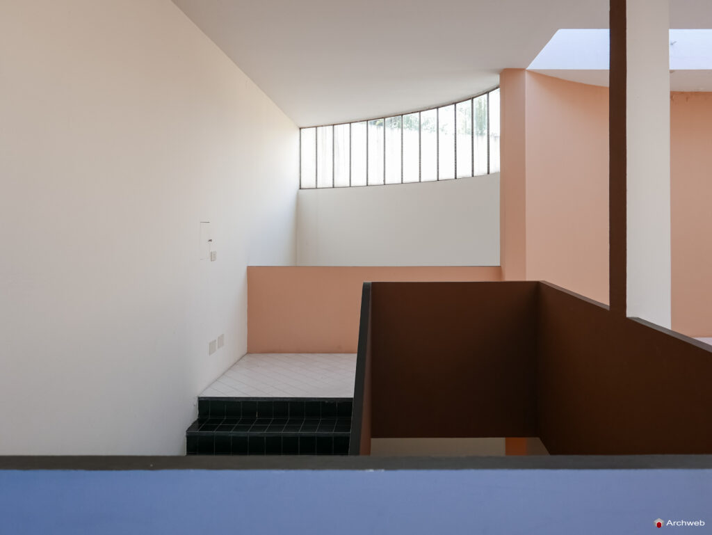 Padiglione Esprit Nouveau a Bologna. Fotografie interni © Archweb.com